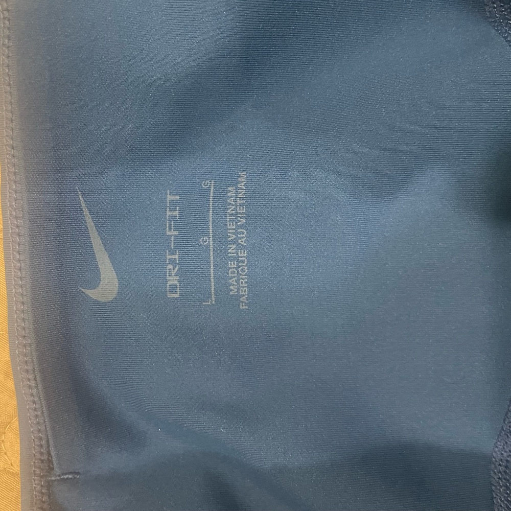 Women’s Nike leggings